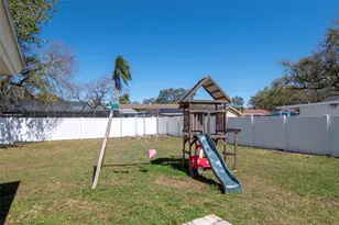 2535 Lake Ellen Dr, Tampa, FL 33618 - Photo 36