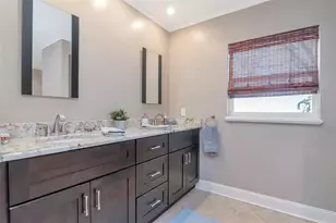 2535 Lake Ellen Dr, Tampa, FL 33618 - Photo 26