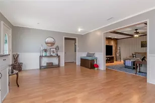 2535 Lake Ellen Dr, Tampa, FL 33618 - Photo 6