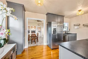 2709 Upton St S, Gulfport, FL 33711 - Photo 10