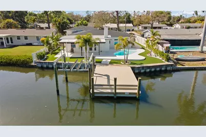 4543 Carson Street NE, Saint Petersburg, FL 33704 - Photo 4