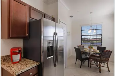 16706 Vardon Terrace #301, Bradenton, FL 34211 - Photo 8