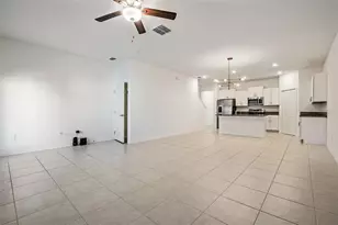 4607 Tuscan Loon Dr, Tampa, FL 33619 - Photo 18