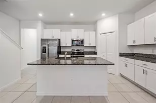 4607 Tuscan Loon Dr, Tampa, FL 33619 - Photo 8