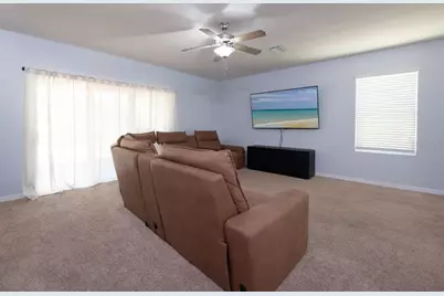 9712 Hound Chase Drive, Gibsonton, FL 33534 - Photo 6