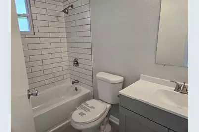 3135 Oaklawn Avenue, Largo, FL 33771 - Photo 6