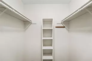 9100 Dr Martin Luther King Jr Street N, Saint Petersburg, FL 33702 - Photo 6