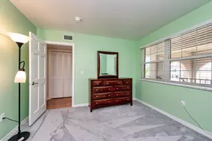 10336 Carrollwood Ln, Tampa, FL 33618 - Photo 22