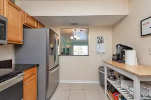 10336 Carrollwood Ln, Tampa, FL 33618 - Photo 14