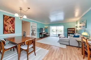10336 Carrollwood Ln, Tampa, FL 33618 - Photo 6