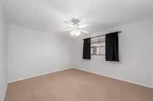 3775 59th St N, Saint Petersburg, FL 33710 - Photo 12
