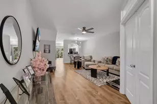 15855 Fishhawk View Dr, Lithia, FL 33547 - Photo 2