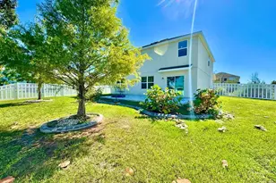 35743 Hillbrook Ave, Zephyrhills, FL 33541 - Photo 40