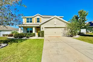 35743 Hillbrook Ave, Zephyrhills, FL 33541 - Photo 2