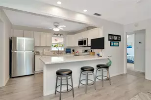 1308 Hull St S, Gulfport, FL 33707 - Photo 14