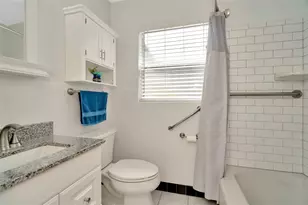 1308 Hull St S, Gulfport, FL 33707 - Photo 24