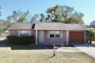 7848 Rusty Oak Dr, New Port Richey, FL 34653 - Photo 1