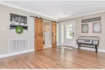 2201 S Village Avenue, Tampa, FL 33612 - Photo 26