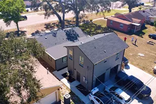 3527 18th Ave S, Saint Petersburg, FL 33711 - Photo 2