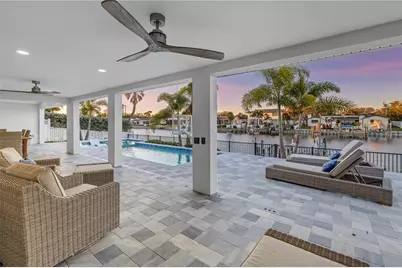 1093 42nd Avenue NE, Saint Petersburg, FL 33703 - Photo 40