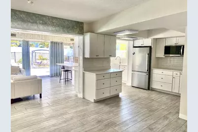 307 Orangewood Lane, Largo, FL 33770 - Photo 4