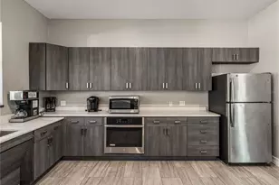 5535 Braddock Dr, Zephyrhills, FL 33541 - Photo 80