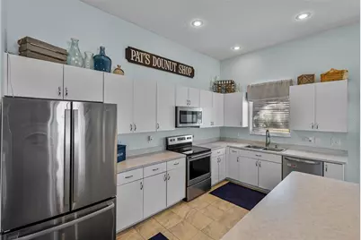 5535 Braddock Drive, Zephyrhills, FL 33541 - Photo 24