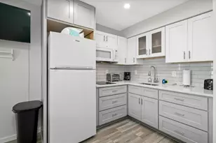 2700 Gulf Blvd, Belleair Beach, FL 33786 - Photo 6