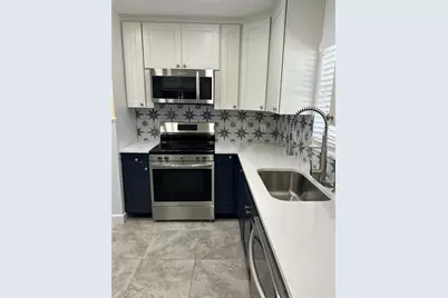 5541 Bayou Grande Boulevard NE, Saint Petersburg, FL 33703 - Photo 6