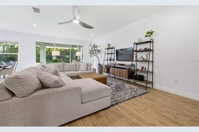 5909 Silver Sun Drive, Apollo Beach, FL 33572 - Photo 8