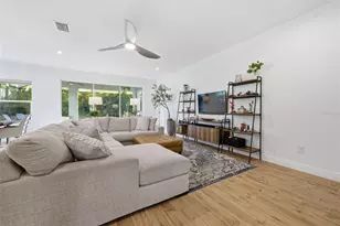 5909 Silver Sun Dr, Apollo Beach, FL 33572 - Photo 8