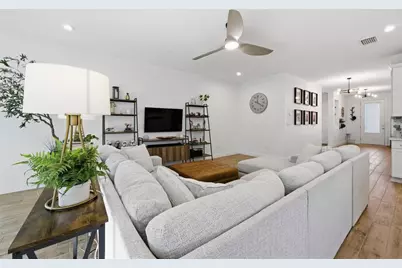 5909 Silver Sun Drive, Apollo Beach, FL 33572 - Photo 6