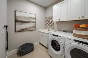 18607 Arbor Vis Dr, Venice, FL 34293 - Photo 30