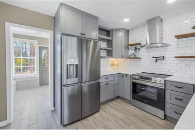 14066 Marguerite Drive, Madeira Beach, FL 33708 - Photo 10