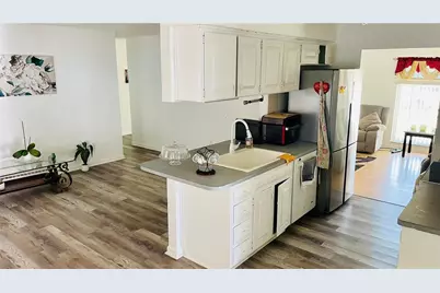 14809 Tulip Drive, Tampa, FL 33613 - Photo 6