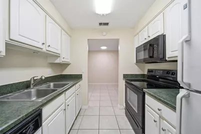4335 Aegean Drive #144A, Tampa, FL 33611 - Photo 12