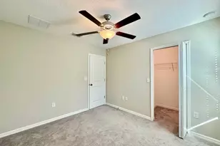 7020 Samuel Ivy Dr, Tampa, FL 33619 - Photo 26