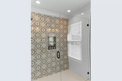 1506 E Knollwood Street, Tampa, FL 33610 - Photo 32
