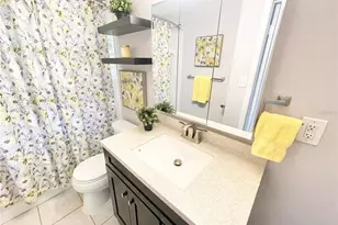 813 S Freemont Ave, Tampa, FL 33606 - Photo 16