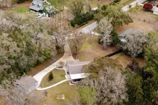 6071 Country Club Rd, Wesley Chapel, FL 33544 - Photo 28