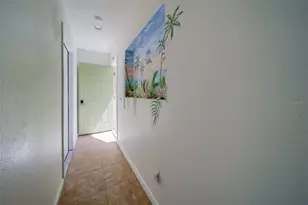 18111 1st St E, Redington Shores, FL 33708 - Photo 4