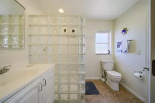 18111 1st St E, Redington Shores, FL 33708 - Photo 38