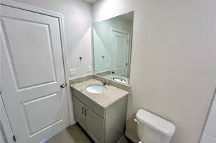 34751 Telluride Ln, Zephyrhills, FL 33541 - Photo 16