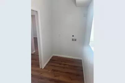 1705 44th Street S, Saint Petersburg, FL 33712 - Photo 8