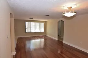 9310 Mark Twain Ln, Port Richey, FL 34668 - Photo 10