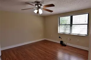 9310 Mark Twain Ln, Port Richey, FL 34668 - Photo 22