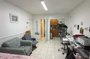 911 Maydell Dr, Tampa, FL 33619 - Photo 34