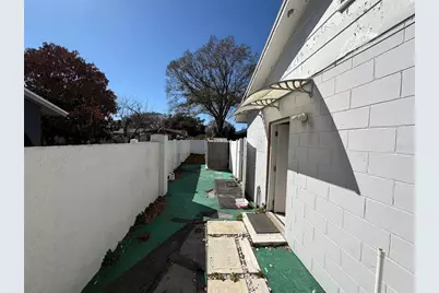 911 Maydell Drive, Tampa, FL 33619 - Photo 32