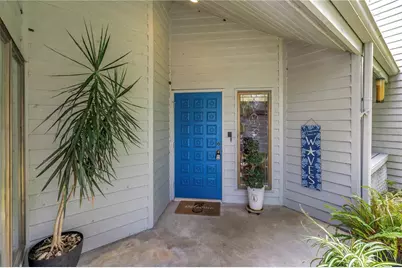 10495 Longwood Drive, Seminole, FL 33777 - Photo 4