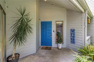 10495 Longwood Dr, Seminole, FL 33777 - Photo 4